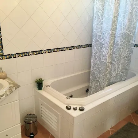 Homestay Casa Maracuya Algarve *